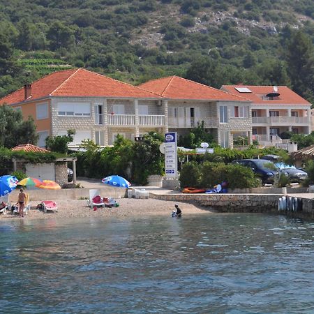 Bed & Breakfast Villa Vrgorac Orebic Exterior photo