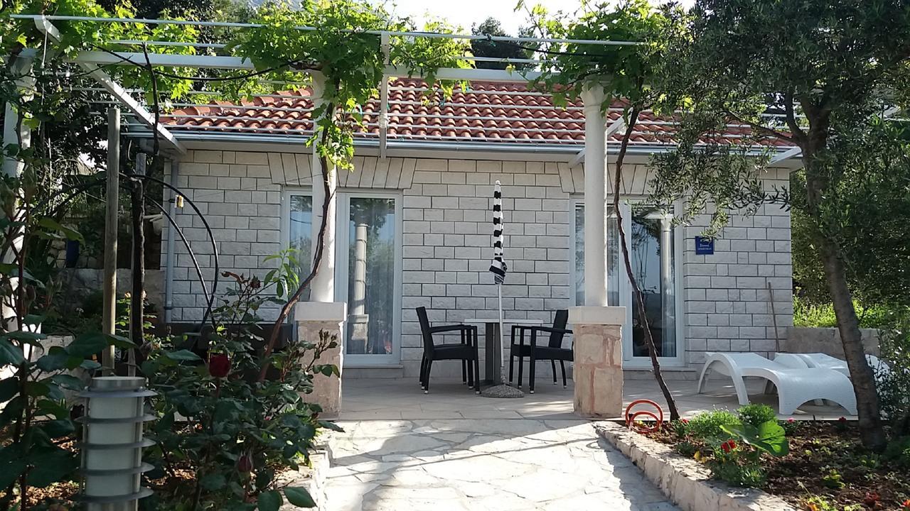Bed & Breakfast Villa Vrgorac Orebic Exterior photo