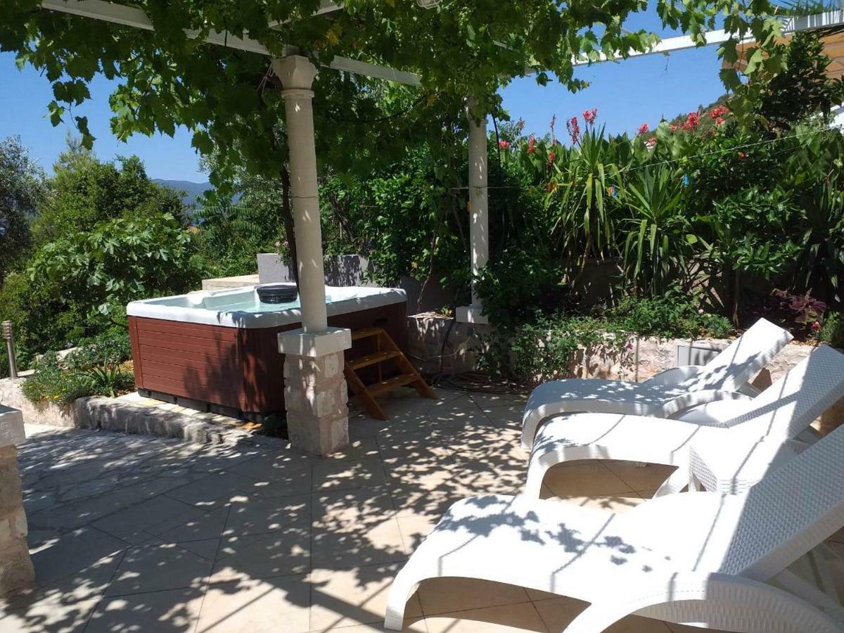 Bed & Breakfast Villa Vrgorac Orebic Exterior photo